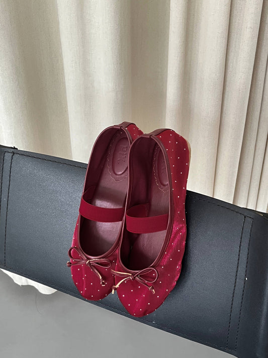 Cherry Red Emma