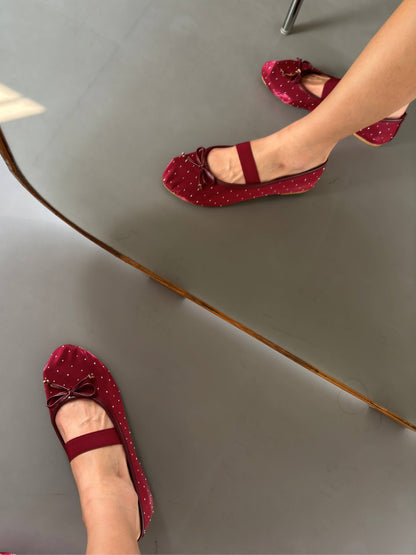 Cherry Red Emma